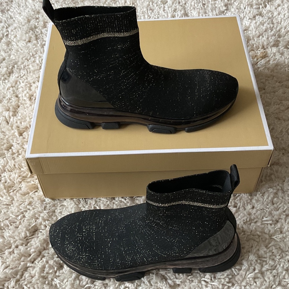 💐BNIB💐 Michael Kors Kendra Sock Bootie Michael Kors - size 6
